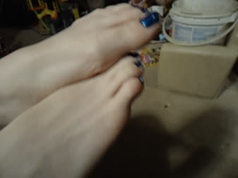 Toe Play 4