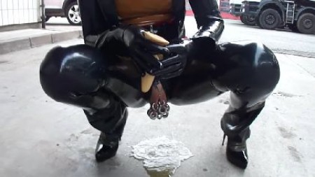 Laxfanat Latex Extreme Pierced Public Girl - Hd Quality Laxie But Plugged Adventures Continues Part Iii Ori