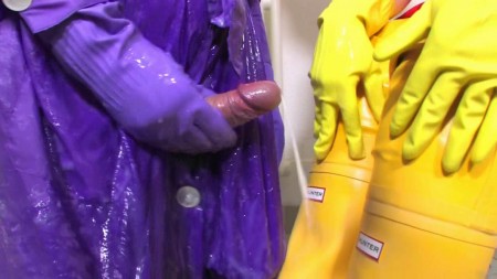 Spoily Bp Cum And Pee Games In Nylon Coats Part 4 Of 4 - Hd clip 1280 x 720 px 
the spoily slut kneels now on the floor with the pee nylon apron on her face. Nylon mistress karin sits on a chair in front of her. She commands her to wank the horny cock and cum on the yellow rubber boots. Then the nylon slut must lick the rubber boots clean.. 

versaute atemkontrolle sperma und pissspiele in nylonkittel teil 4 von 4

hd clip 1280 x 720 px
die eingesaute schlampe kniet am boden mit der vollgepissten nylonschrze im gesicht. Nylonherrin karin sitzt auf einem stuhl vor ihr. Sie befiehlt ihr den geilen schwanz zu wichsen und auf die gelben gummistiefel zu spritzen. Danach muss sie die gummistiefel sauber lecken..