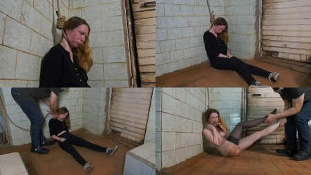 Prolonged Suicide Full HD - The girl decided to commit suicide.

She did not know that a maniac was watching her closely

and her suicide would be greatly stretched out in time....